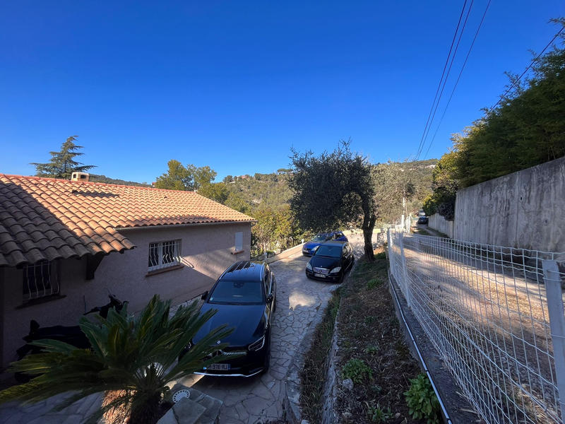 Villa - 241 m² - 7 pièces