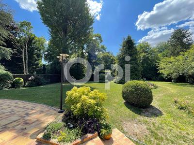 Maison - 167 m² - 5 pièces