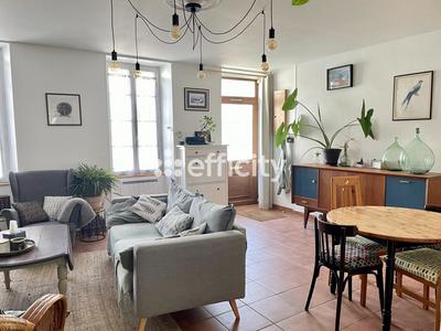 Maison de bourg - 136 m² - 6 pièces