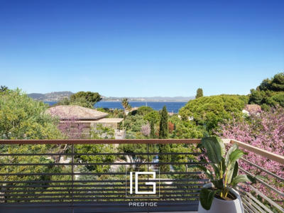 Propriété - 157 m² - 6 pièces