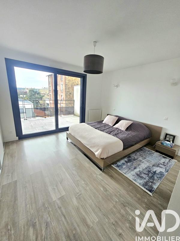 Appartement - 94 m² - 4 pièces