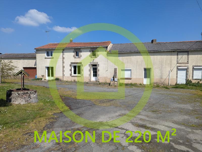 Maison - 220 m² - 7 pièces