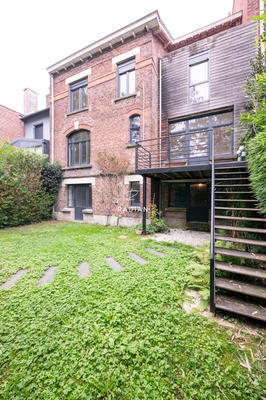 Maison - 224 m² - 7 pièces