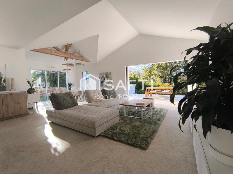 Maison - 144 m² - 4 pièces