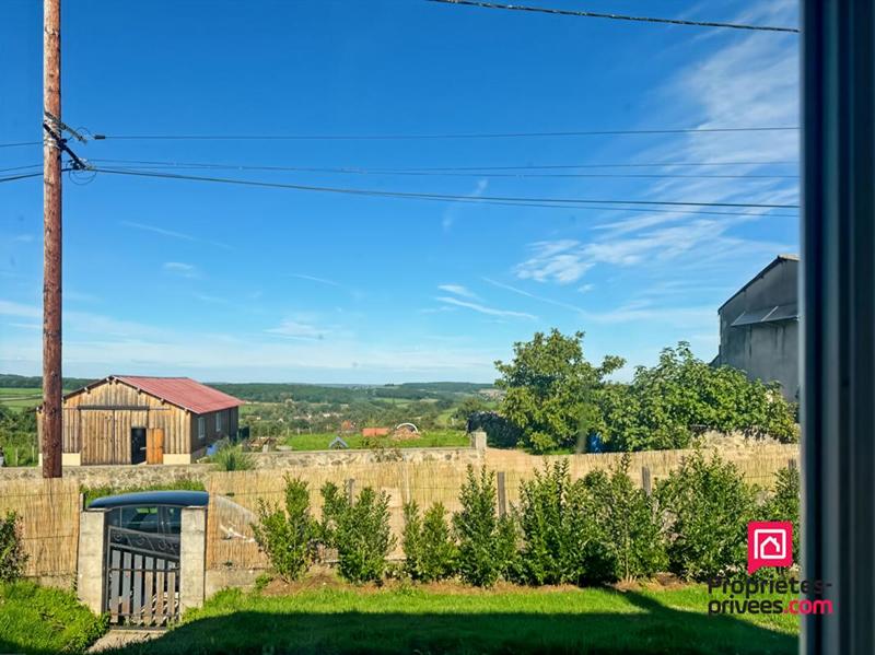 Maison - 99 m² - 5 pièces