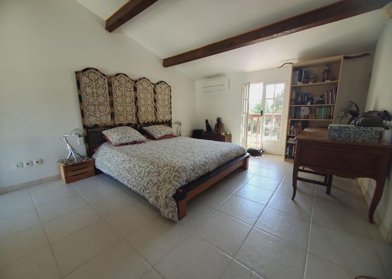 Maison - 121 m² - 5 pièces