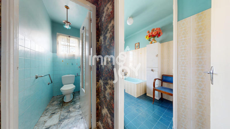 Maison - 142 m² - 5 pièces