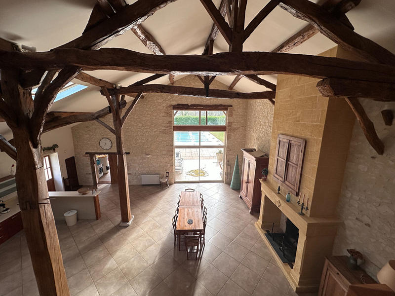 Maison - 500 m² - 12 pièces