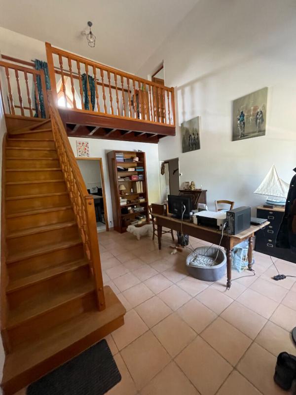 Maison - 143 m² - 8 pièces