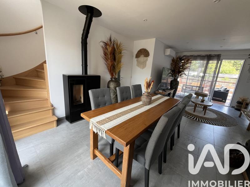 Maison - 106 m² - 5 pièces