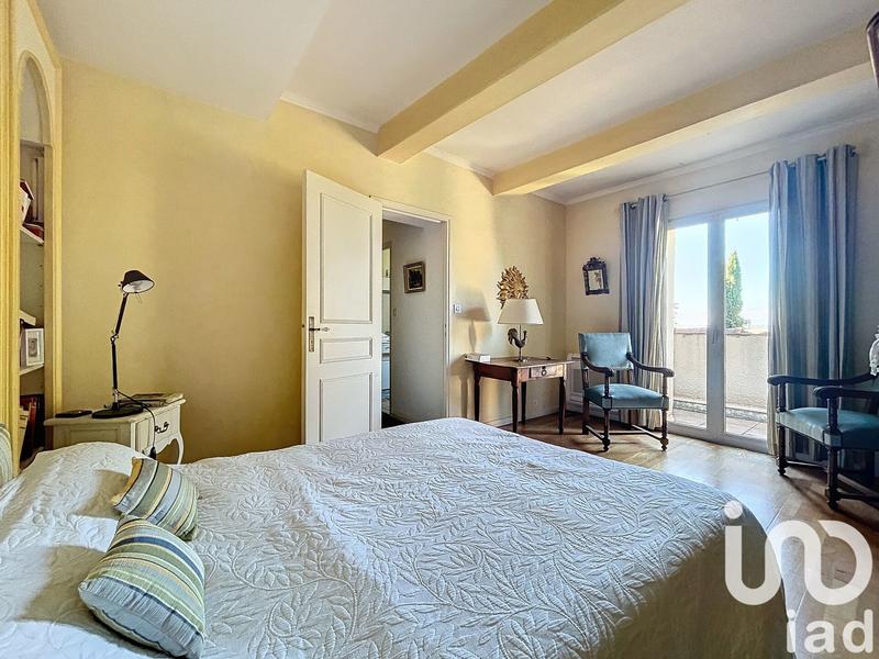 Maison - 233 m² - 7 pièces