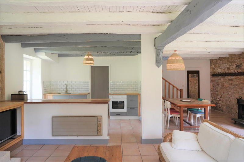 Maison - 326 m² - 13 pièces