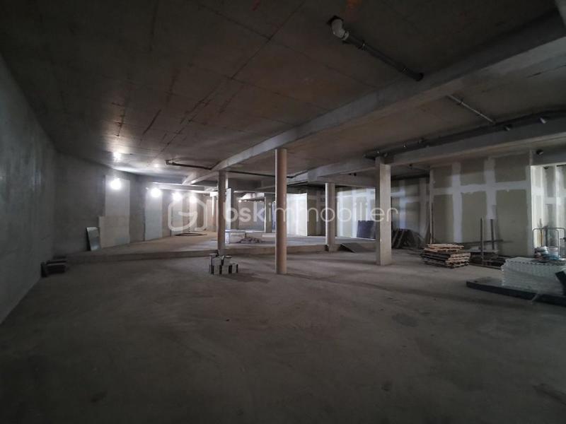 Local commercial - 280 m² - 1 pièce