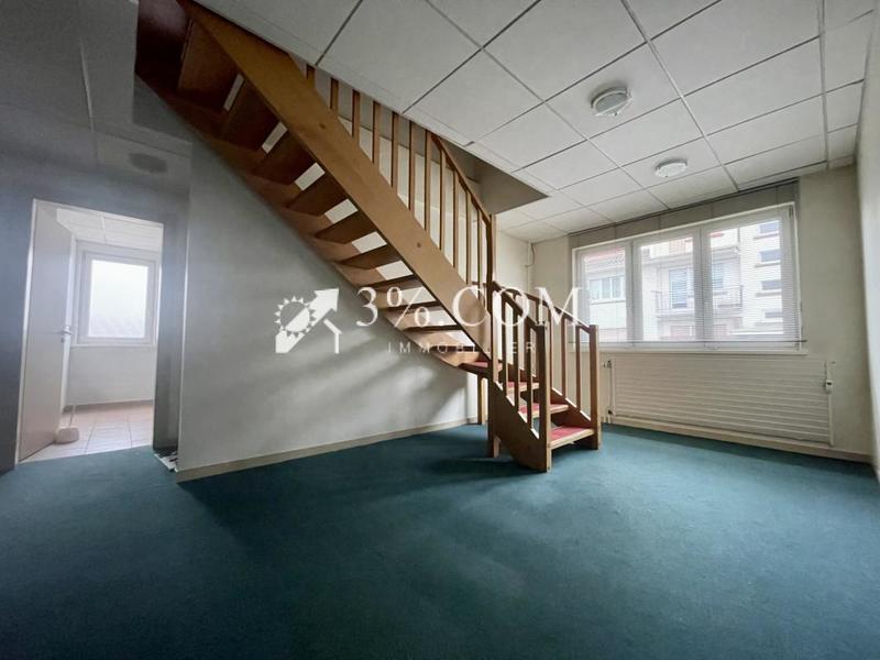 Local commercial - 334 m² - 20 pièces