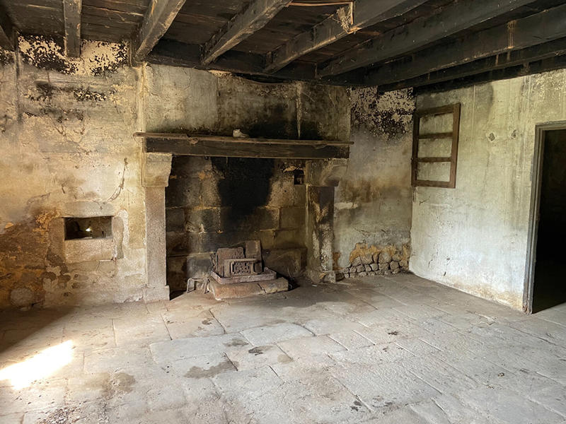 Maison - 144 m² - 8 pièces