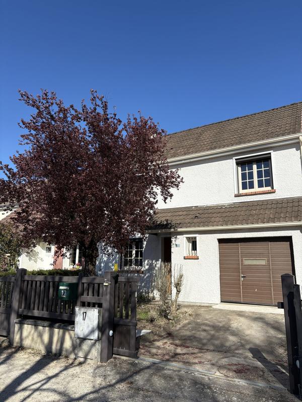 Maison - 89 m² - 4 pièces