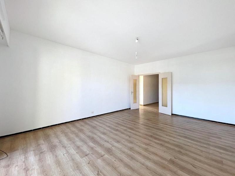Appartement - 85 m² - 3 pièces