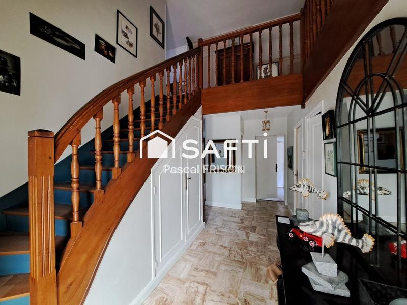 Maison - 188 m² - 7 pièces