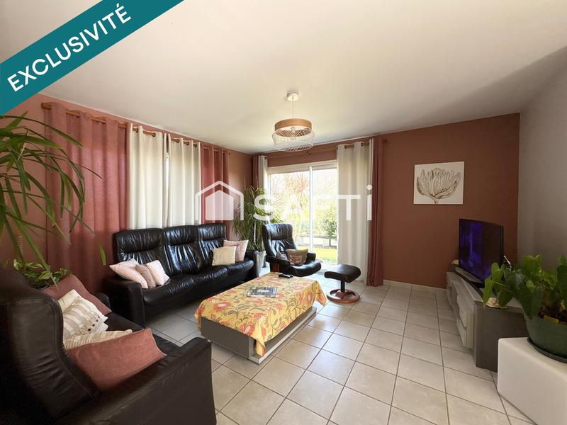 Maison - 220 m² - 8 pièces