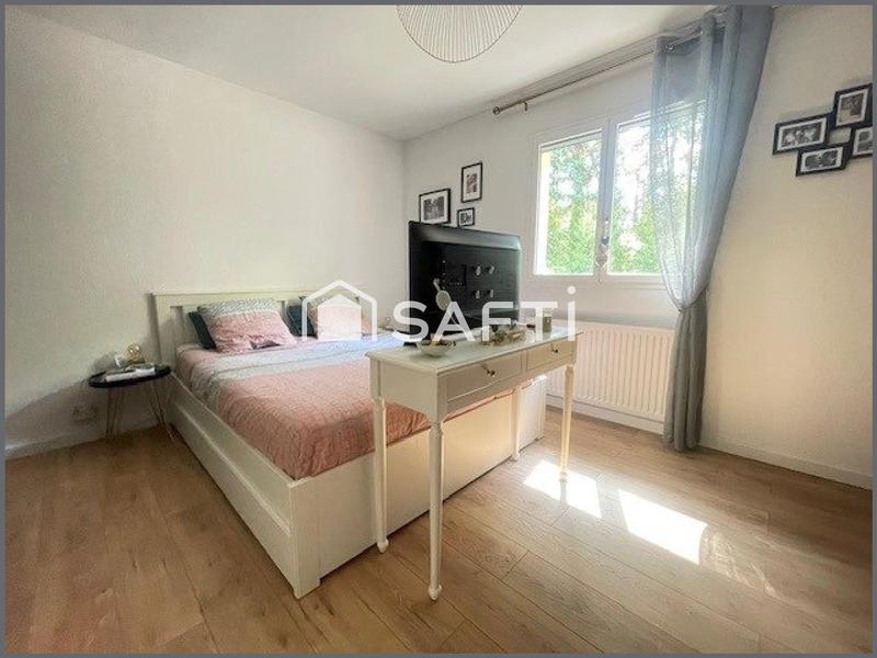 Maison - 179 m² - 7 pièces