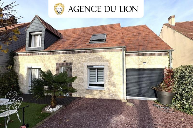 Maison - 151 m² - 8 pièces