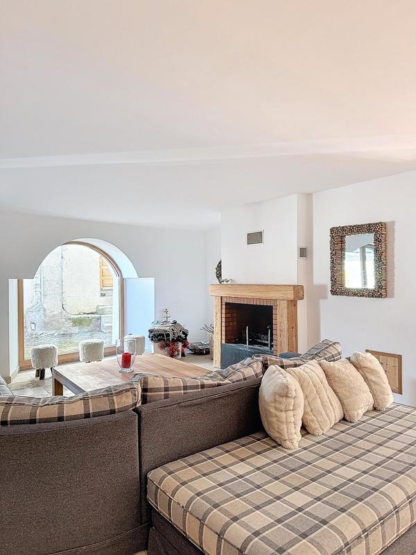 Maison - 340 m² - 8 pièces