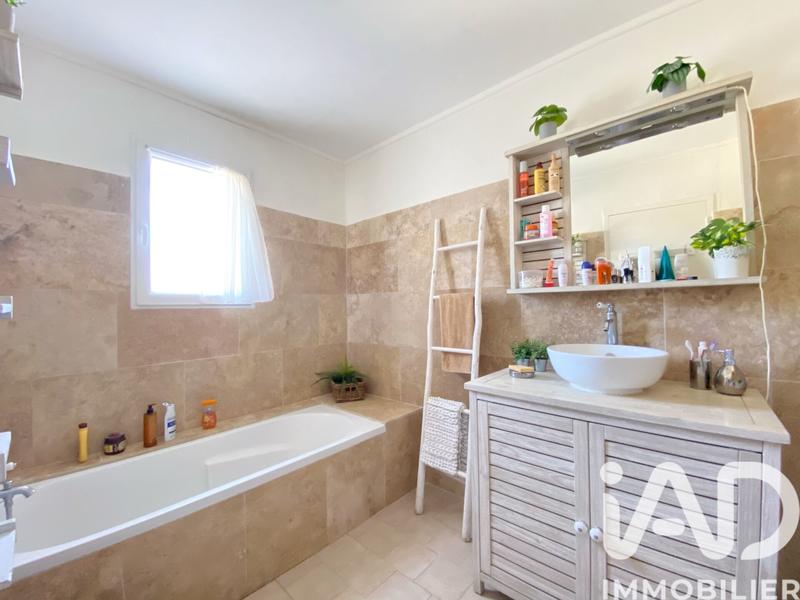 Maison - 122 m² - 5 pièces