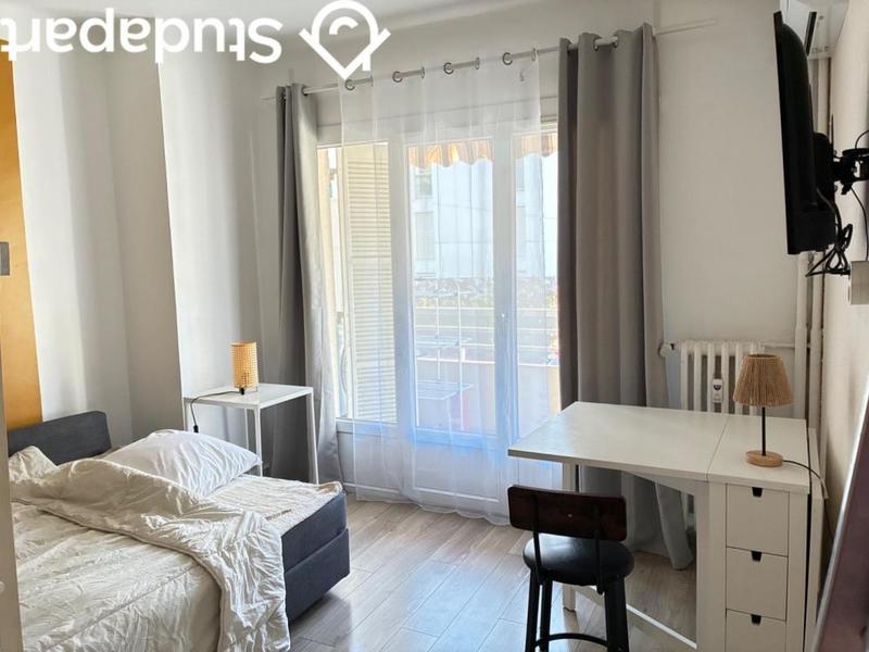 Chambre - 12 m² - 1 pièce