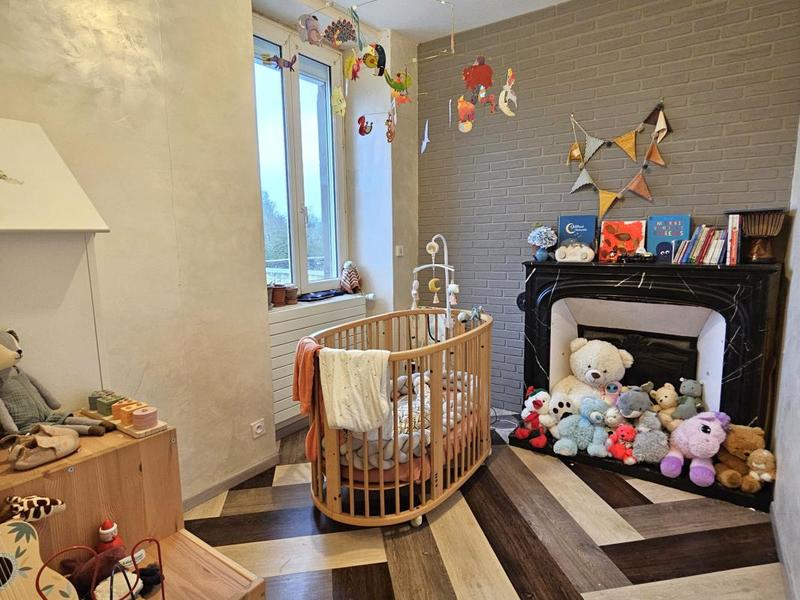 Appartement - 87 m² - 5 pièces