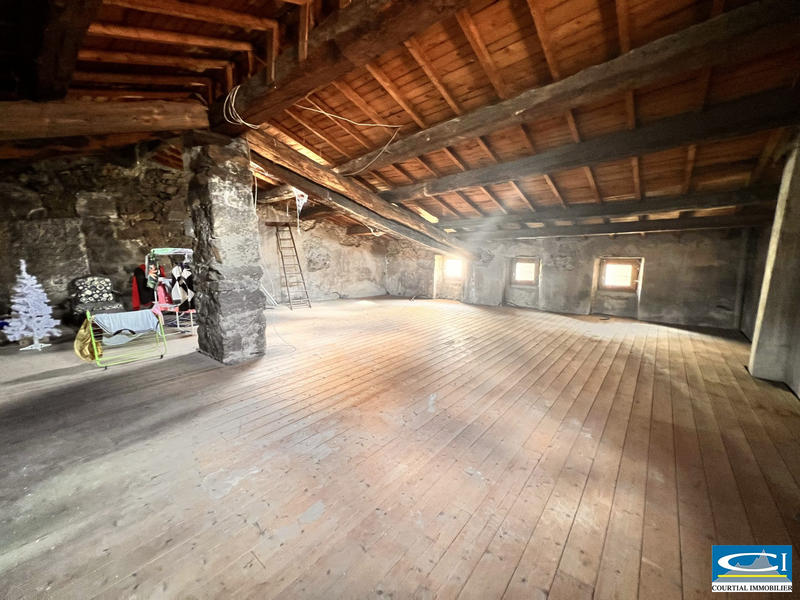 Maison - 170 m² - 6 pièces