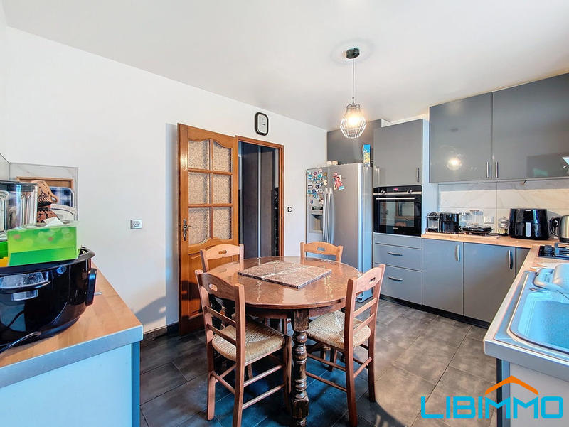 Maison - 157 m² - 7 pièces