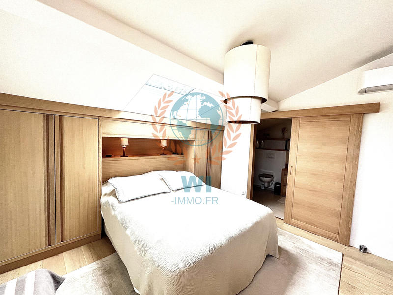 Appartement - 90 m² - 3 pièces