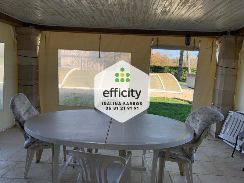 Maison - 203 m² - 7 pièces