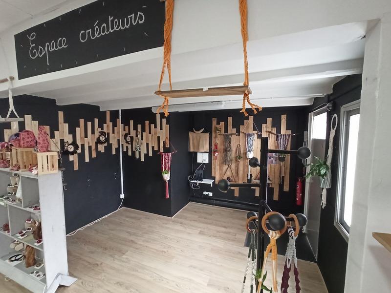 Fonds de commerce - 215 m²