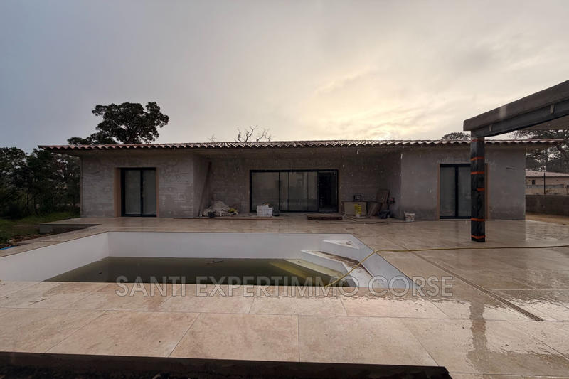 Villa - 160 m² - 4 pièces