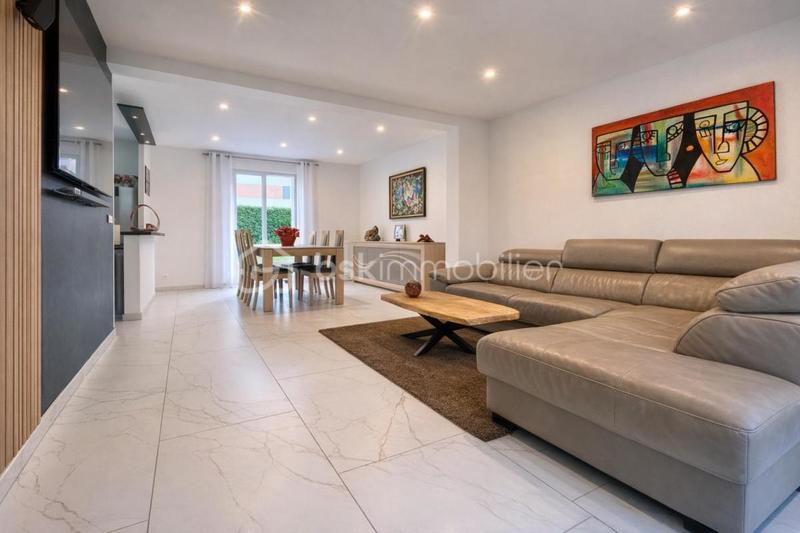 Pavillon - 110 m² - 6 pièces