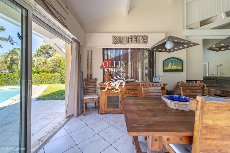 Villa - 165 m² - 6 pièces