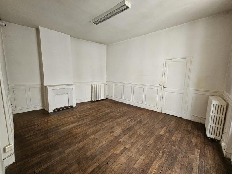 Local commercial - 83 m² - 4 pièces