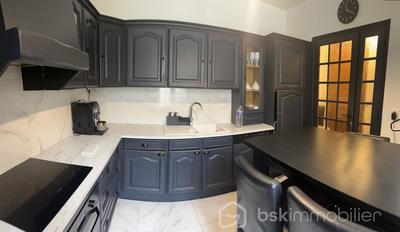 Maison - 80 m² - 5 pièces