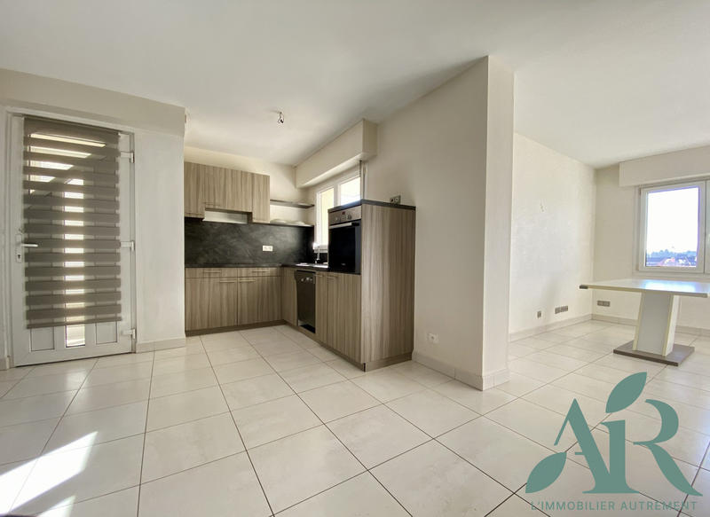 Appartement - 77 m² - 3 pièces