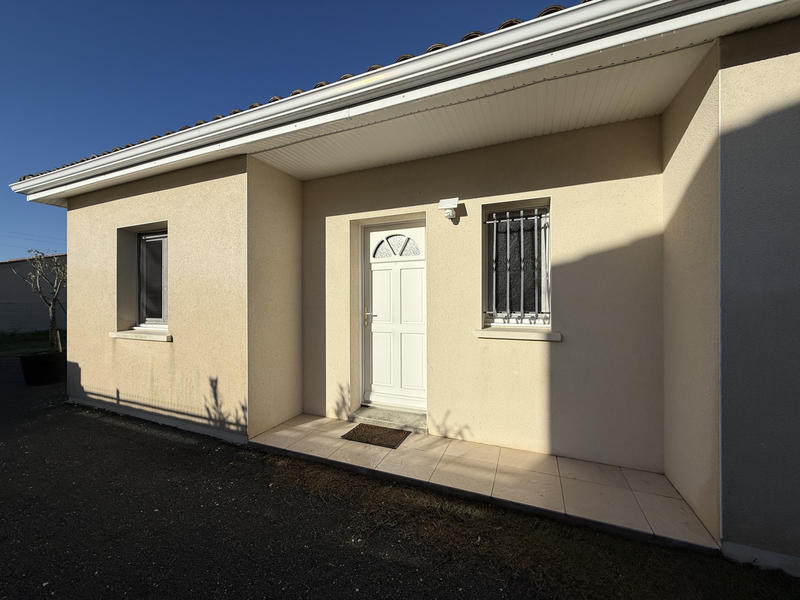 Maison - 90 m² - 4 pièces