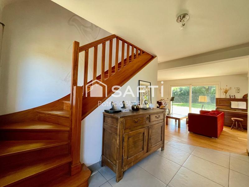 Maison - 157 m² - 7 pièces