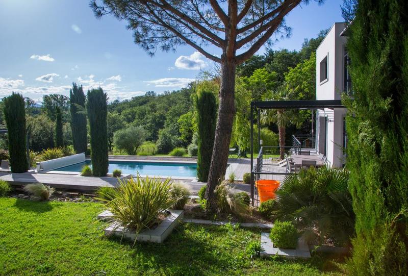 Maison d'architecte - 315 m² - 5 pièces