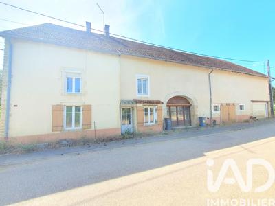 Maison - 210 m² - 7 pièces