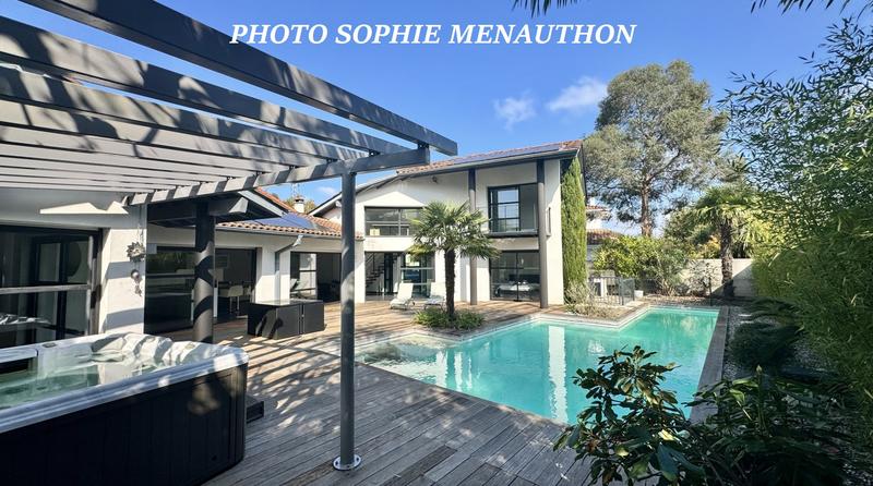 Maison d'architecte - 136 m² - 5 pièces