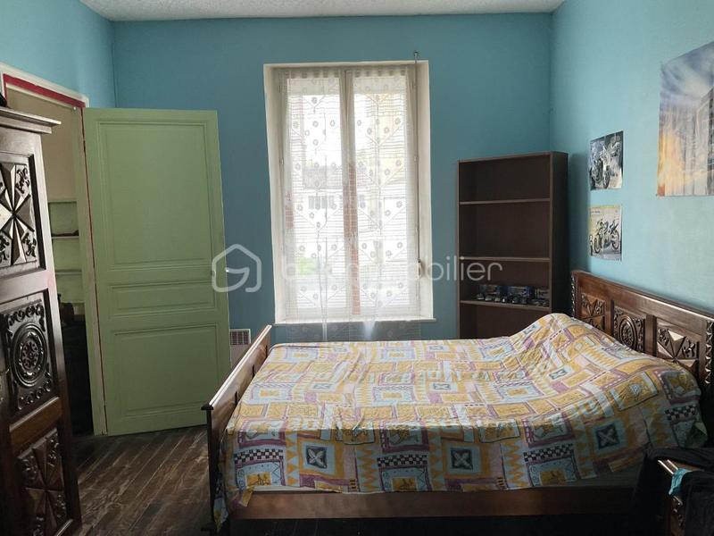 Maison - 272 m² - 10 pièces