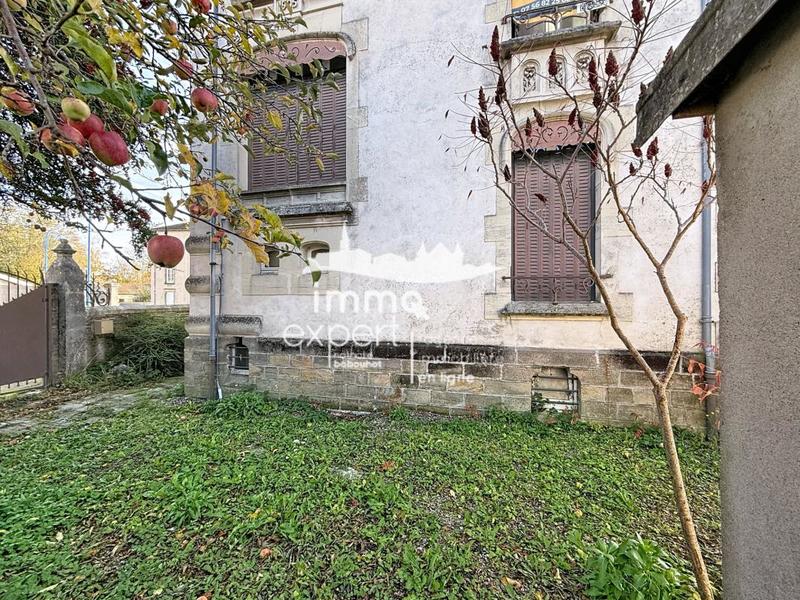 Maison - 170 m² - 8 pièces