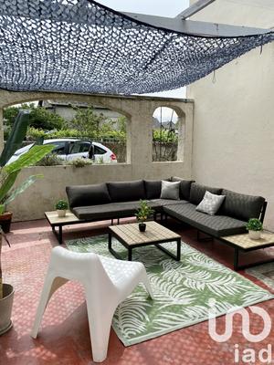 Maison - 201 m² - 6 pièces