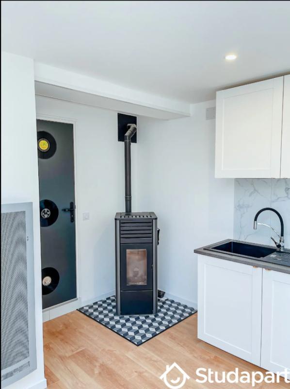 Chambre - 10 m² - 1 pièce