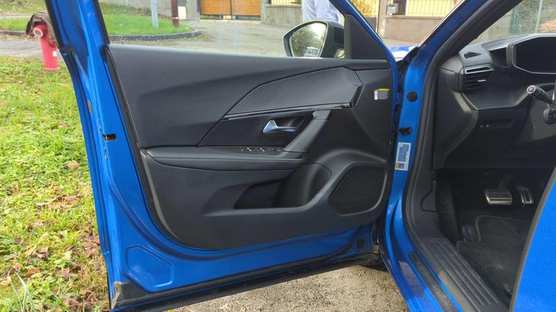 Peugeot 2008 II 1.2 PureTech 130 Eat8 Gt Pack - Automatique